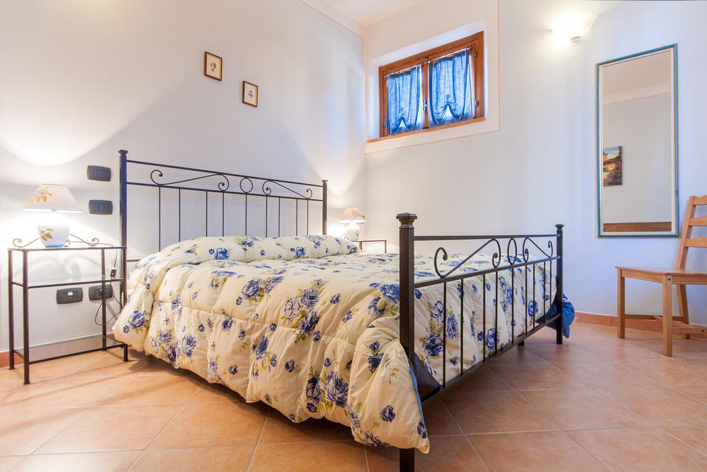 Agriturismo Podere Camollia Costalpino Room photo